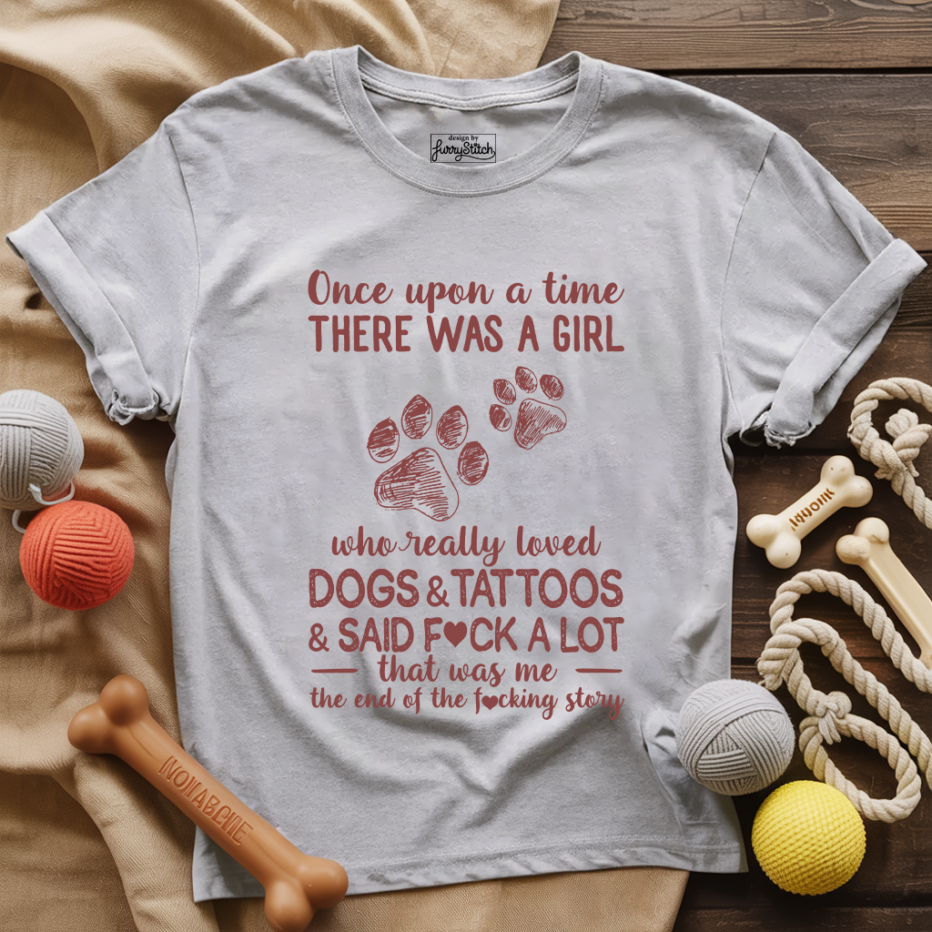 Girl Loved Dogs And Tattoos T-shirt