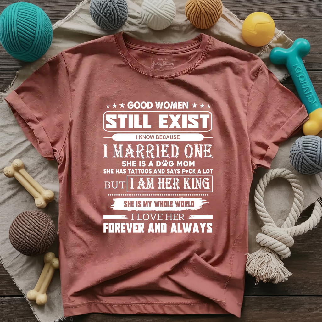 Good Dog Moms Still Exist Husband T-shirt