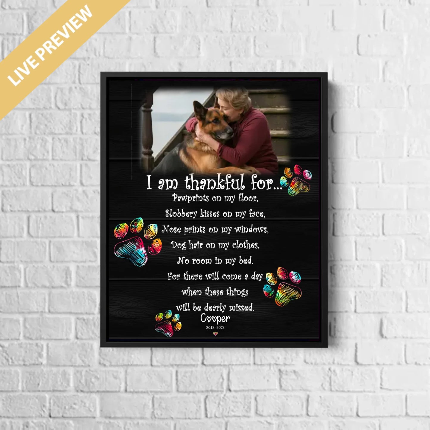 16x20 - Framed Black - Mockup Canvas Dọc