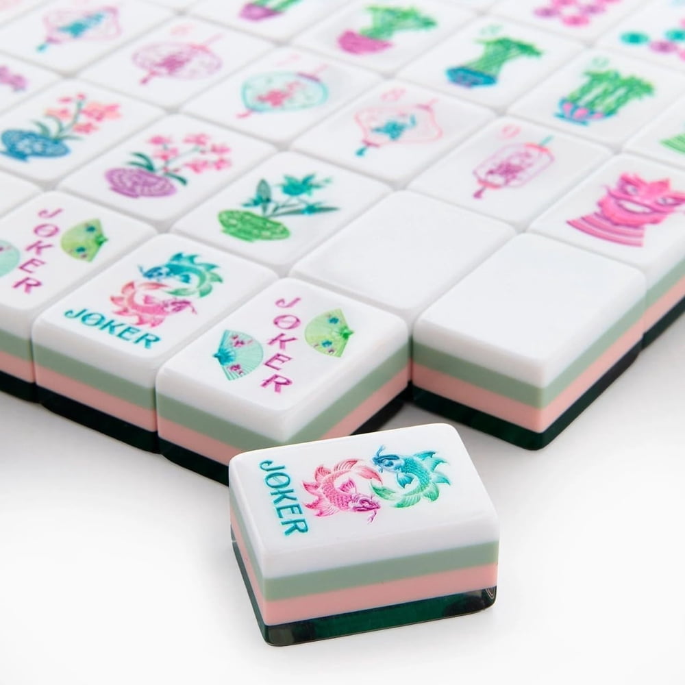 American Mahjong Tile Set Clear Engraved Four Layer Design for Home and Travel Games 160 Piece Acrylic Set with Storage Bag