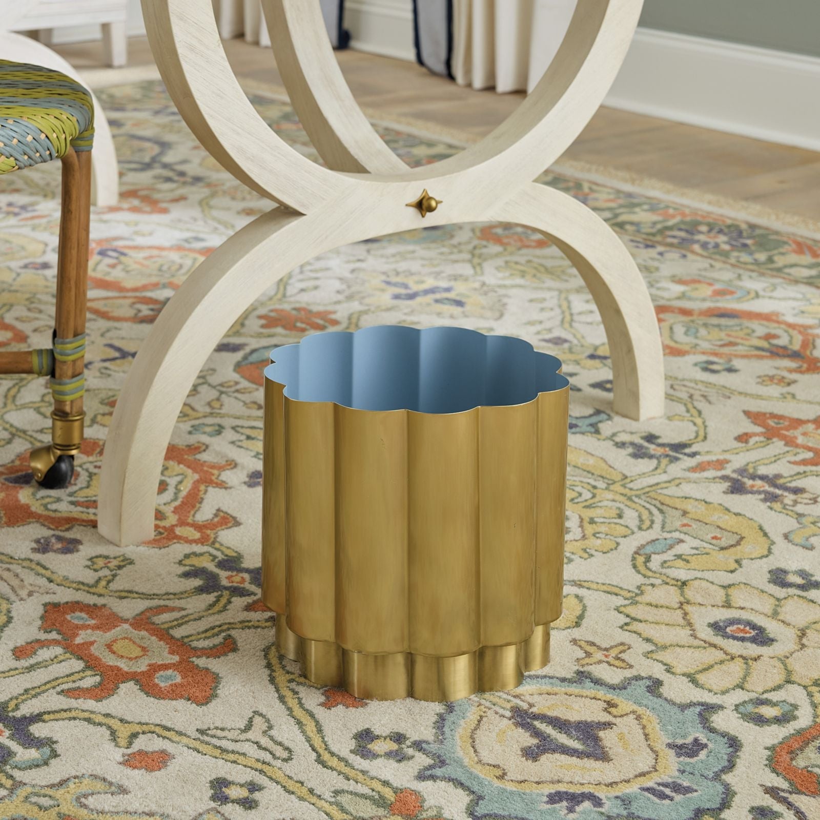 Charlie Scalloped Waste Bin