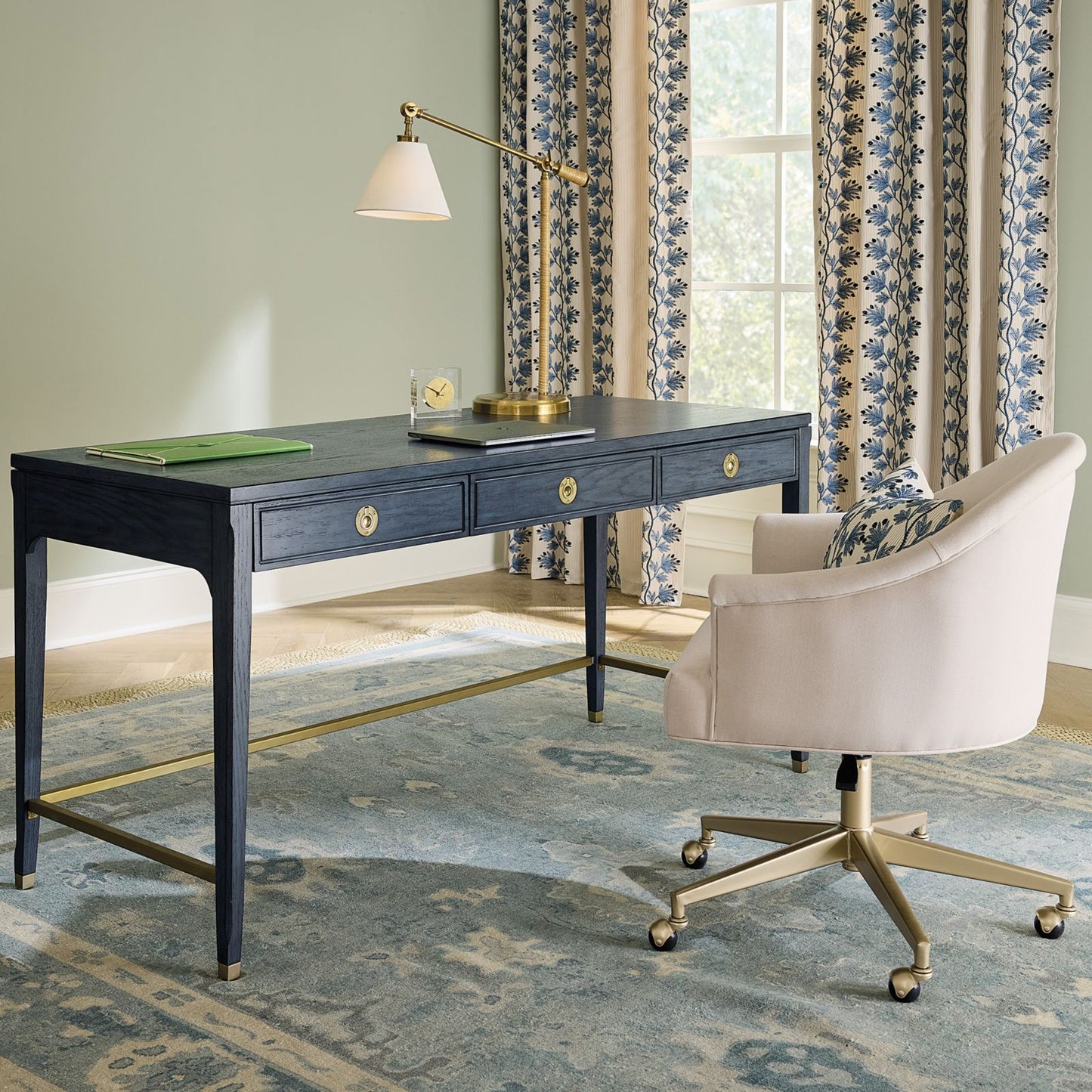 Callista Desk