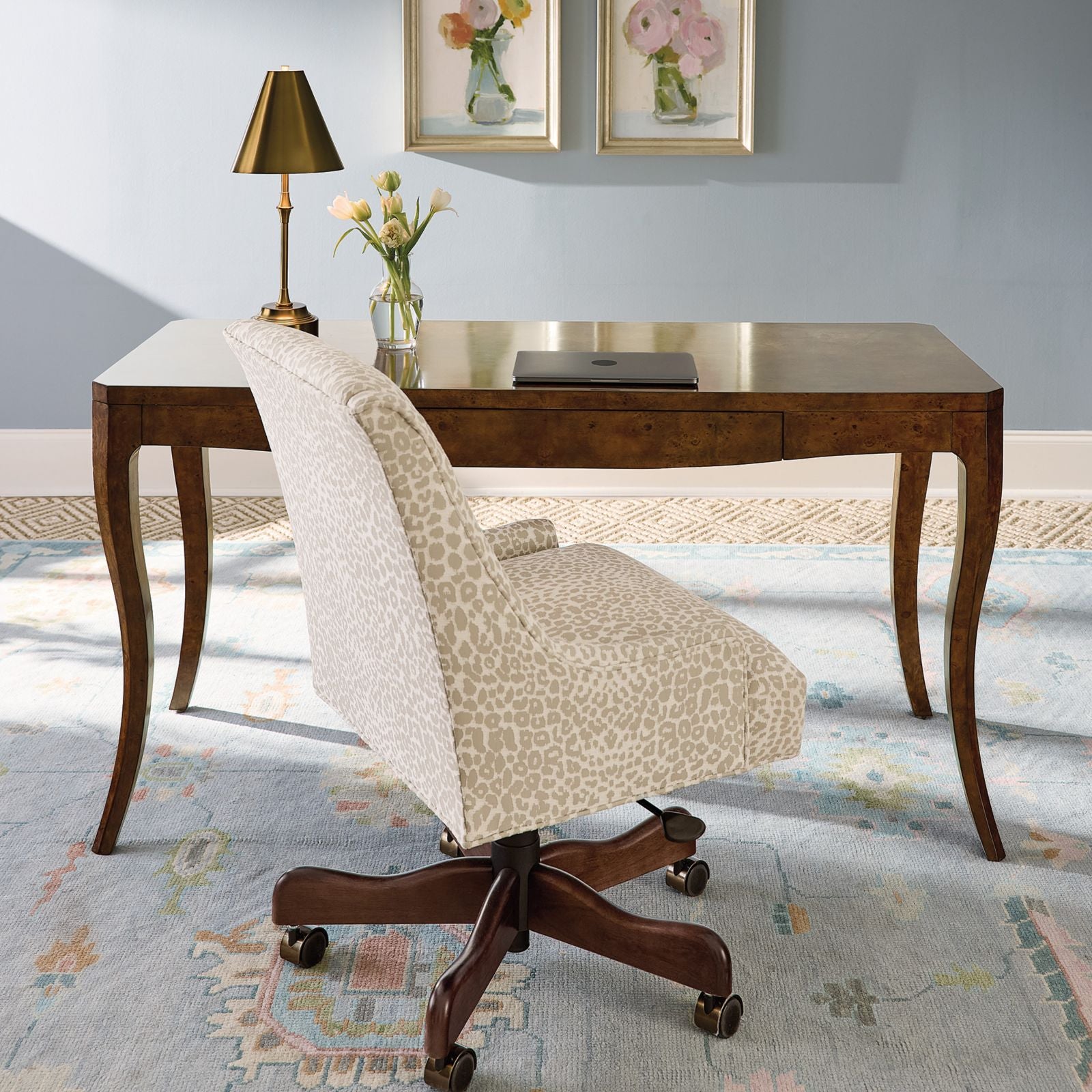 Maris Desk