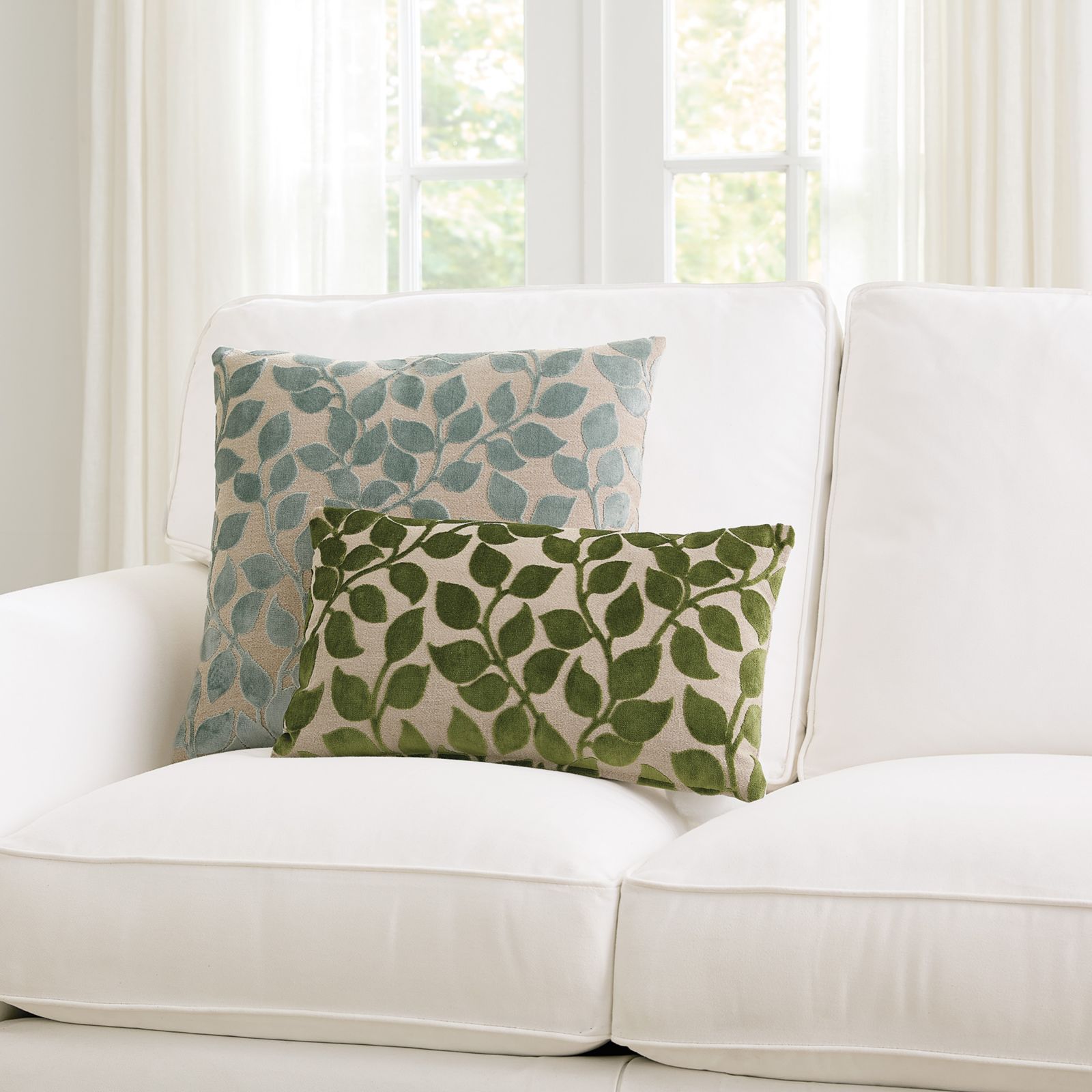 Vivy Cut Velvet Pillow