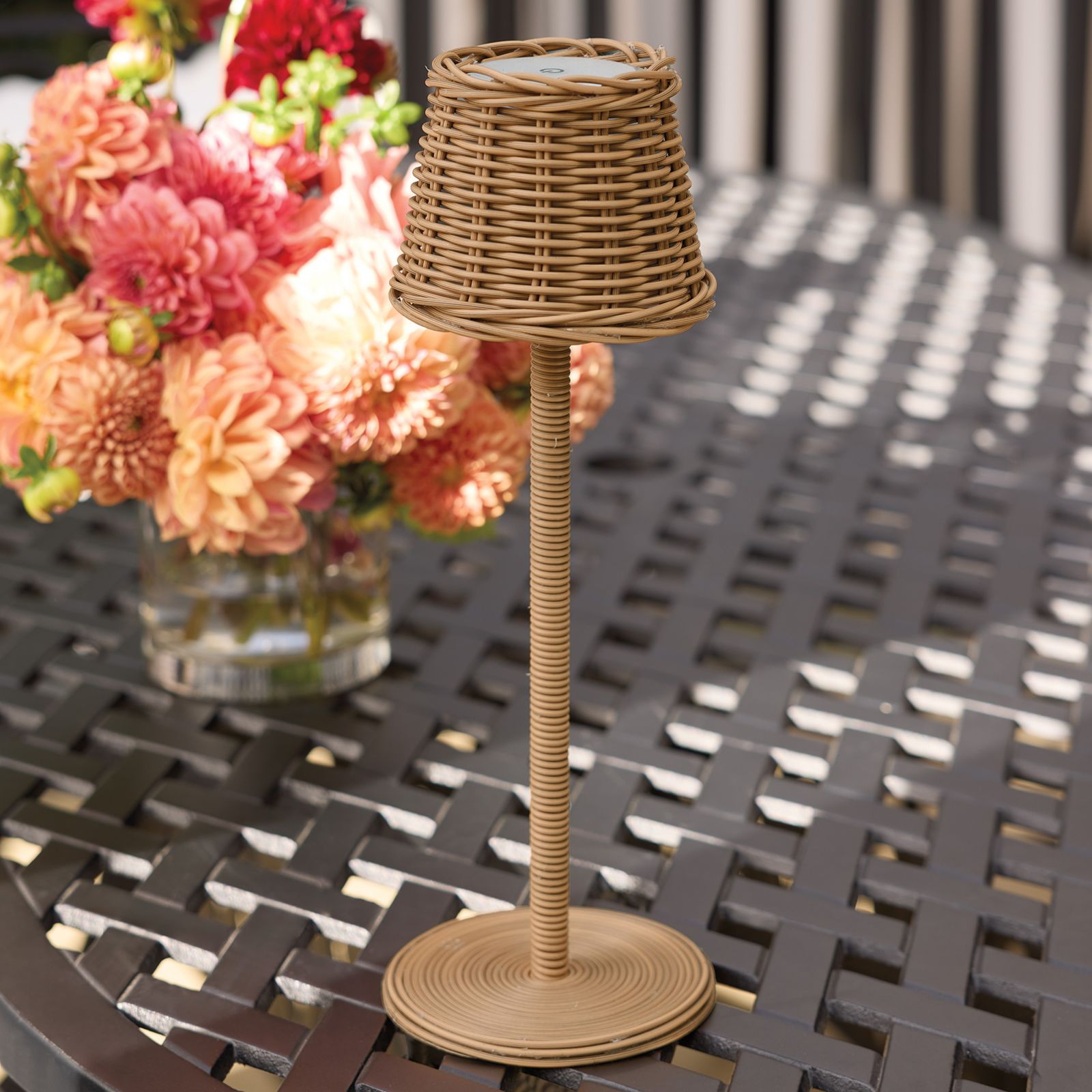 Augusta Outdoor LED Rechargeable Lamp