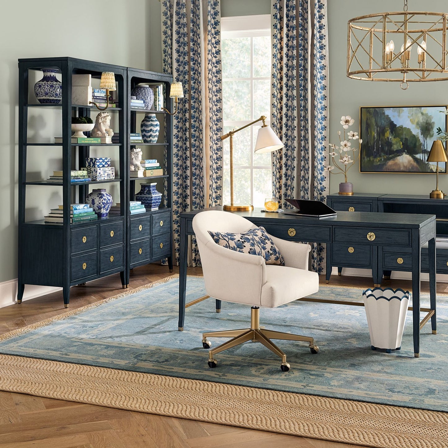 Callista Bookshelf
