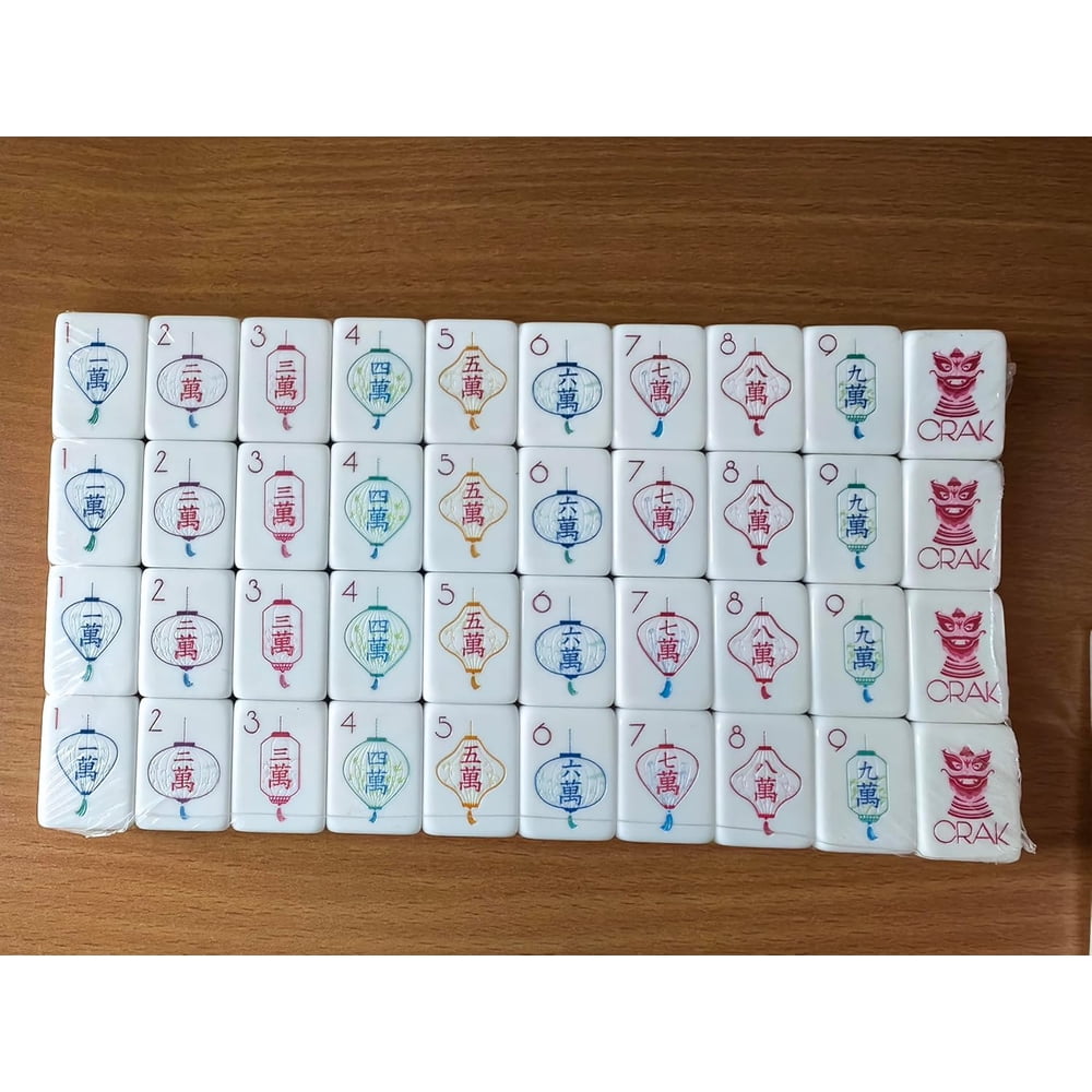 American Mahjong Set Light Purple Layered Design for Family Game Nights 160 Piece Pearlescent Acrylic Set with Storage Bag