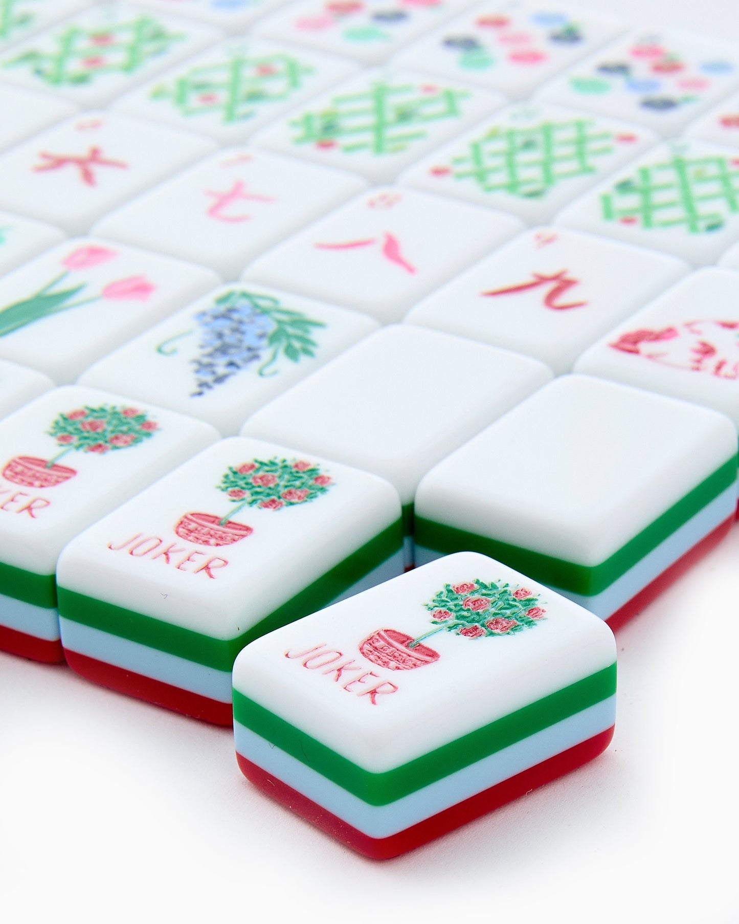 American Mahjong Tile Set Red Green and Blue Coastal Garden Design for Game Nights 160 Piece Acrylic Set